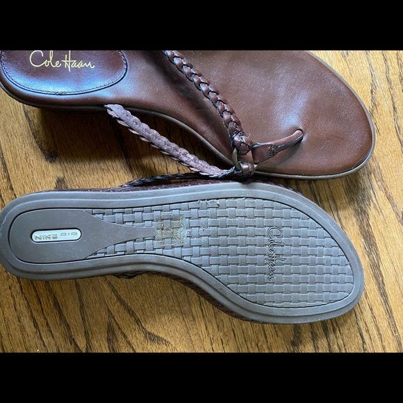 Brand New Cole Haan Nike Air brown braided leather thongs - Picture 3 of 6